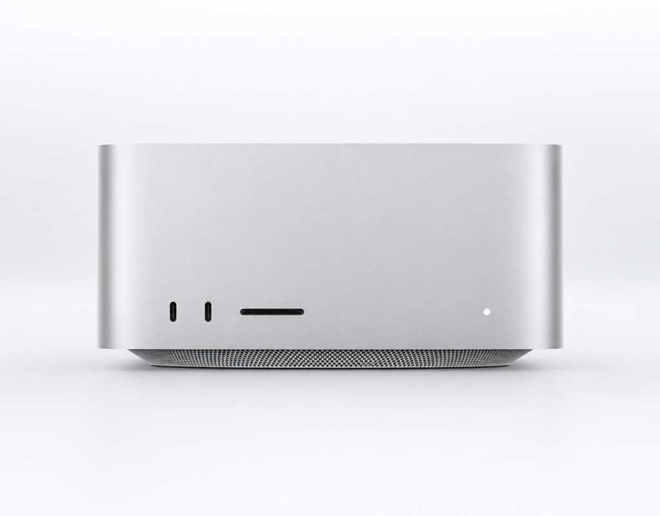 Apple Mac Studio M5 Ultra Review for Local AI: Memory Bandwidth Changes the Equation
